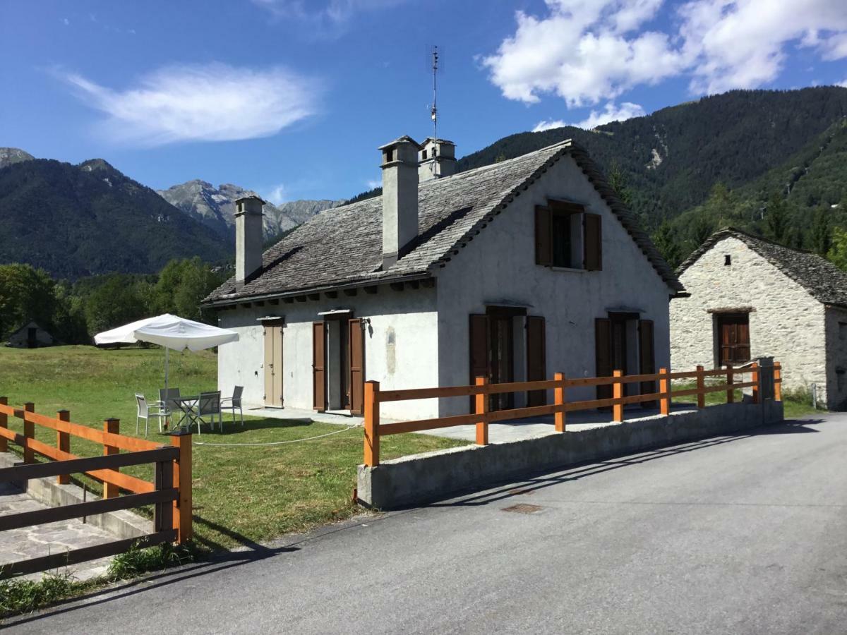Emilia Holiday home